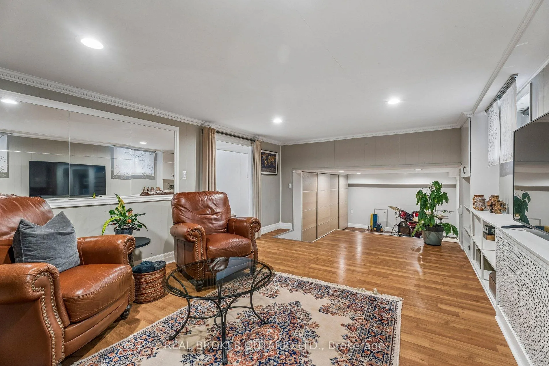 Photo 31 of 40 Seaton Drive, Aurora, Aurora Highlands — HOMEH
