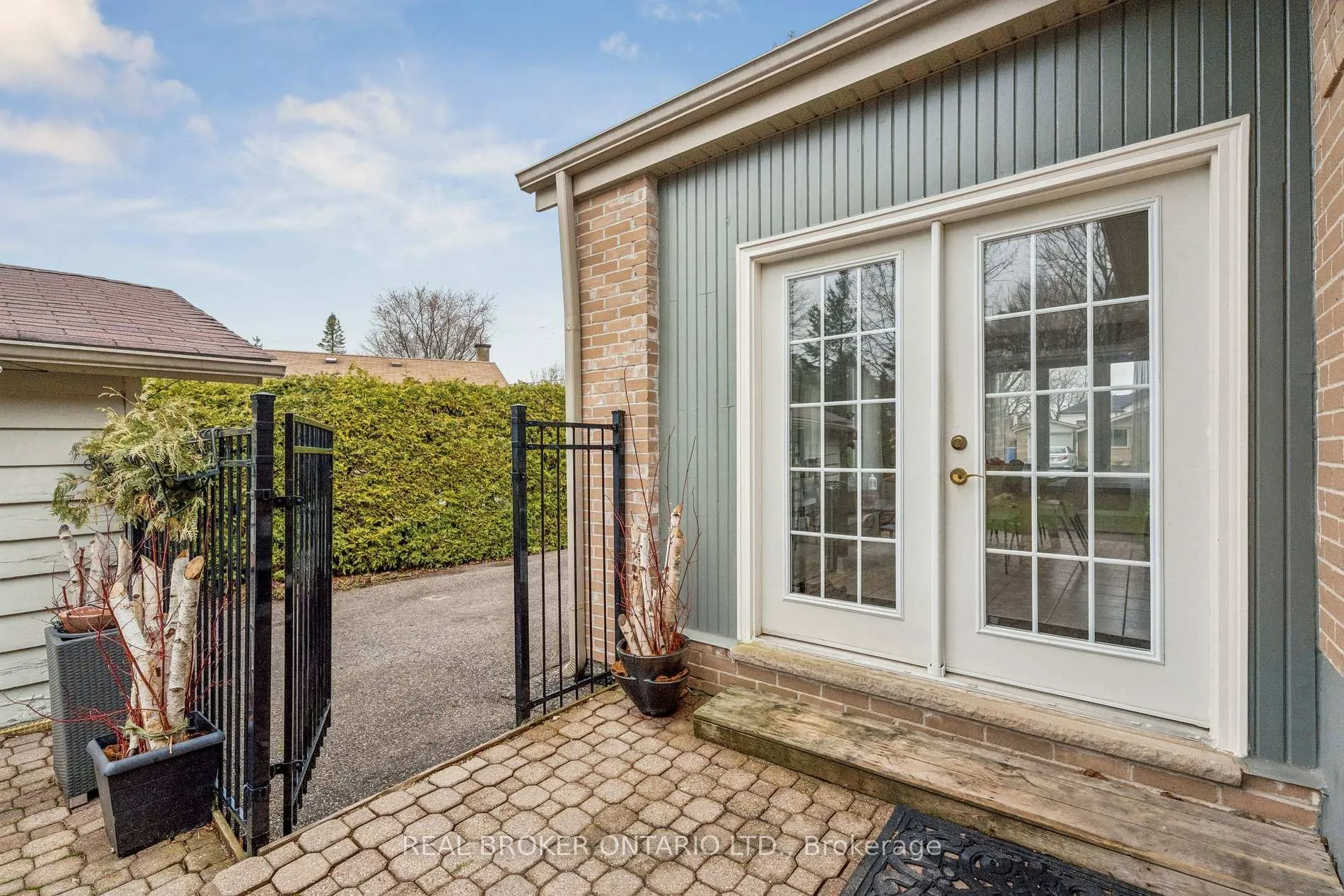 Photo 39 of 40 Seaton Drive, Aurora, Aurora Highlands — HOMEH