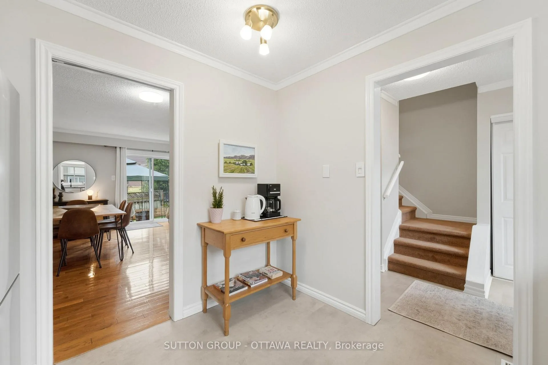 Photo 21 of 3907E Old Richmond Road, Ottawa, Arbeatha Park — HOMEH