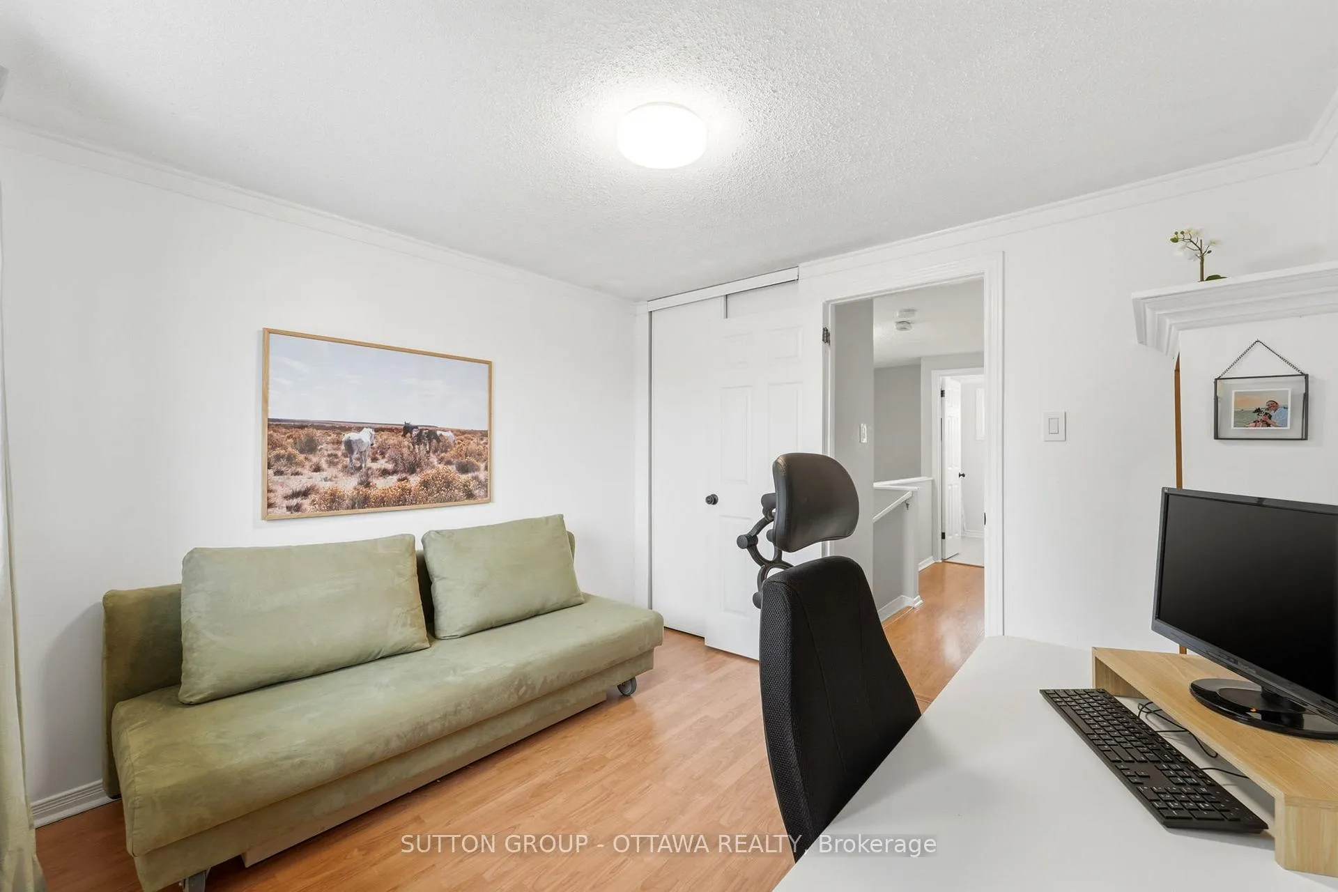 Photo 31 of 3907E Old Richmond Road, Ottawa, Arbeatha Park — HOMEH