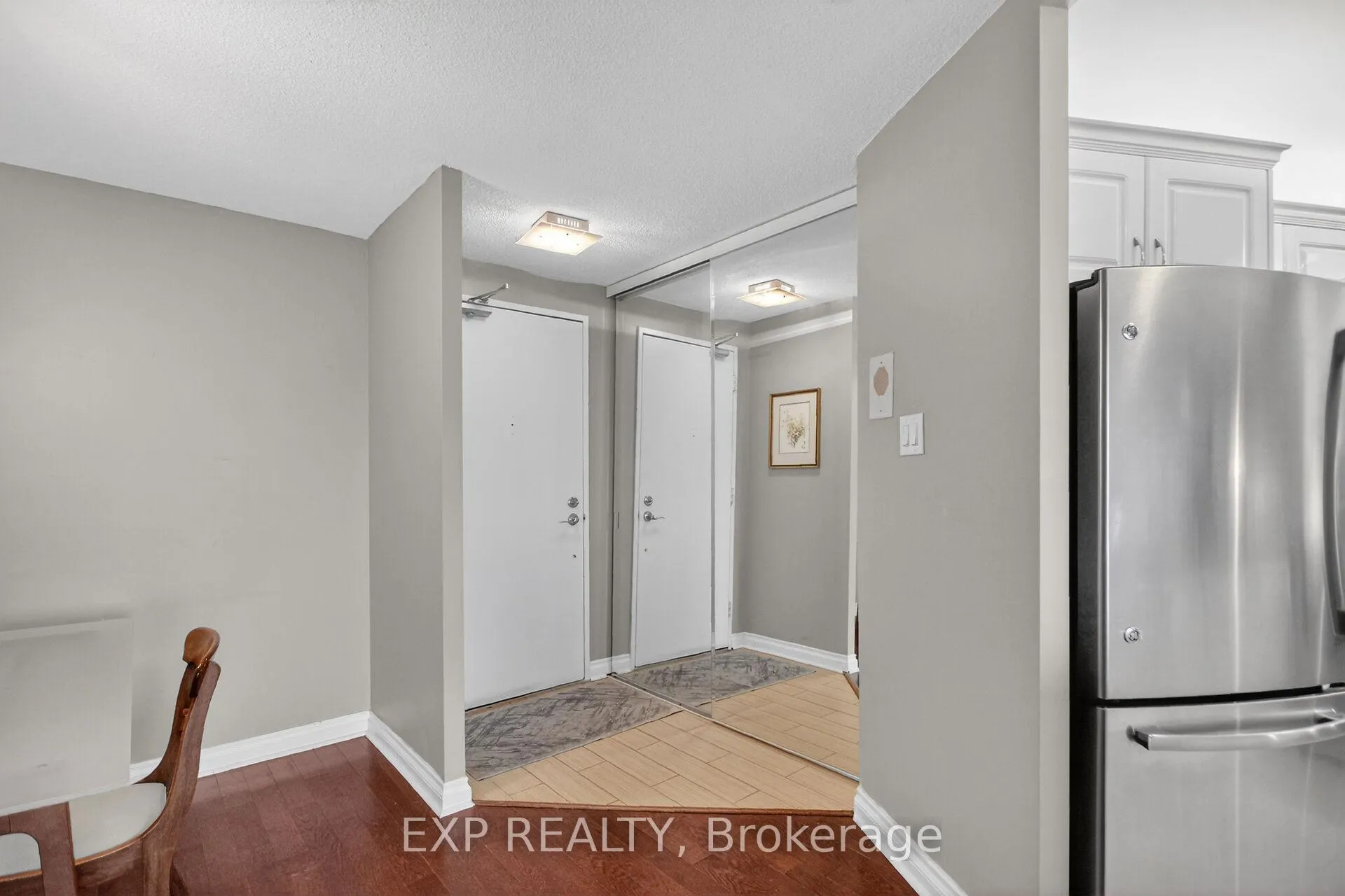 Photo 5 of Unit 2009, 1171 Ambleside Drive, Ottawa, Woodroffe — HOMEH