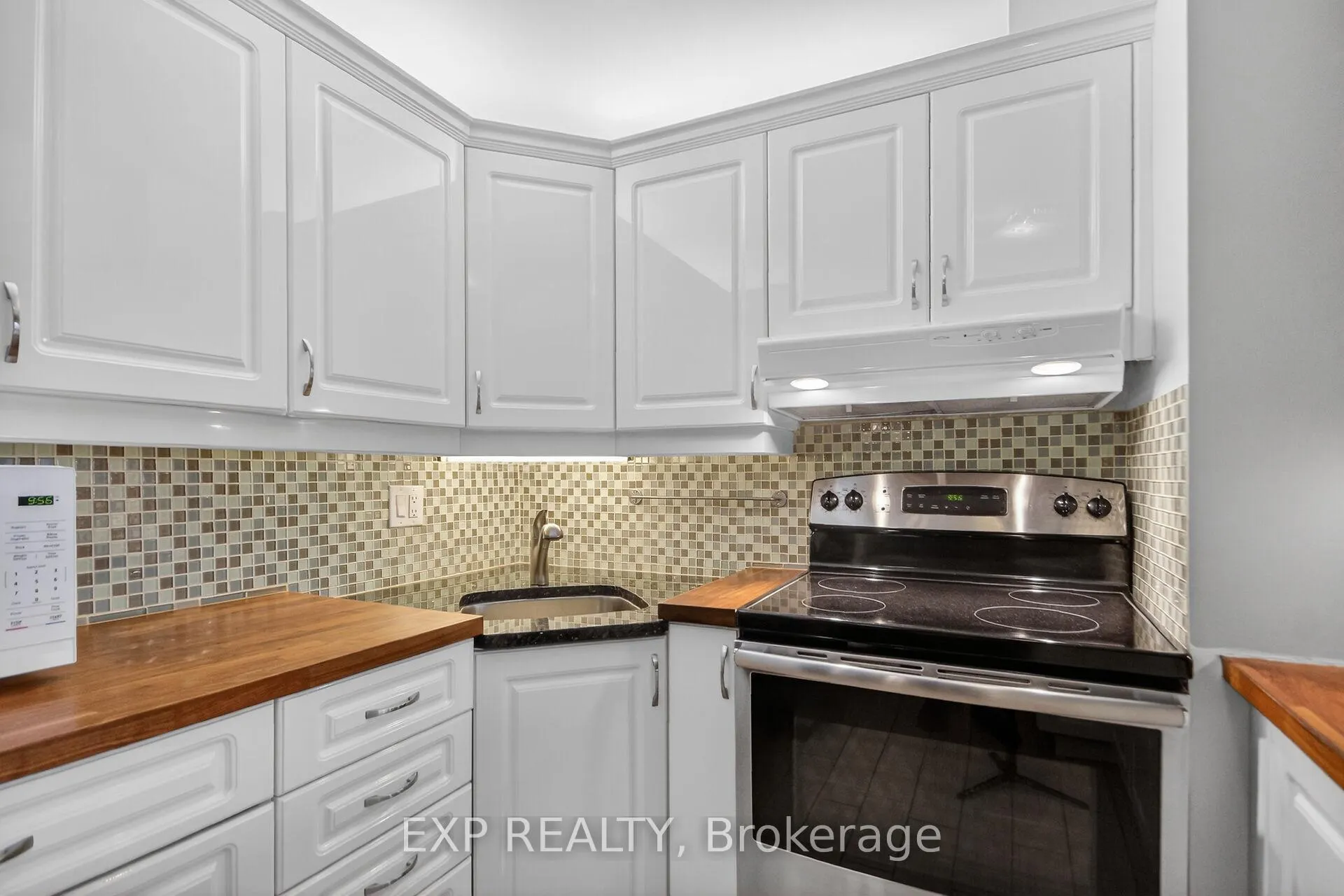 Photo 7 of Unit 2009, 1171 Ambleside Drive, Ottawa, Woodroffe — HOMEH