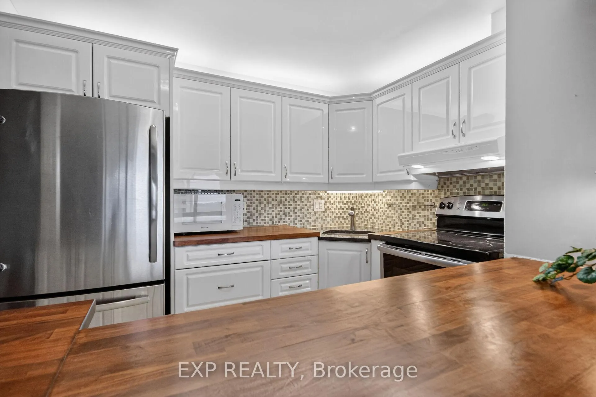 Photo 8 of Unit 2009, 1171 Ambleside Drive, Ottawa, Woodroffe — HOMEH