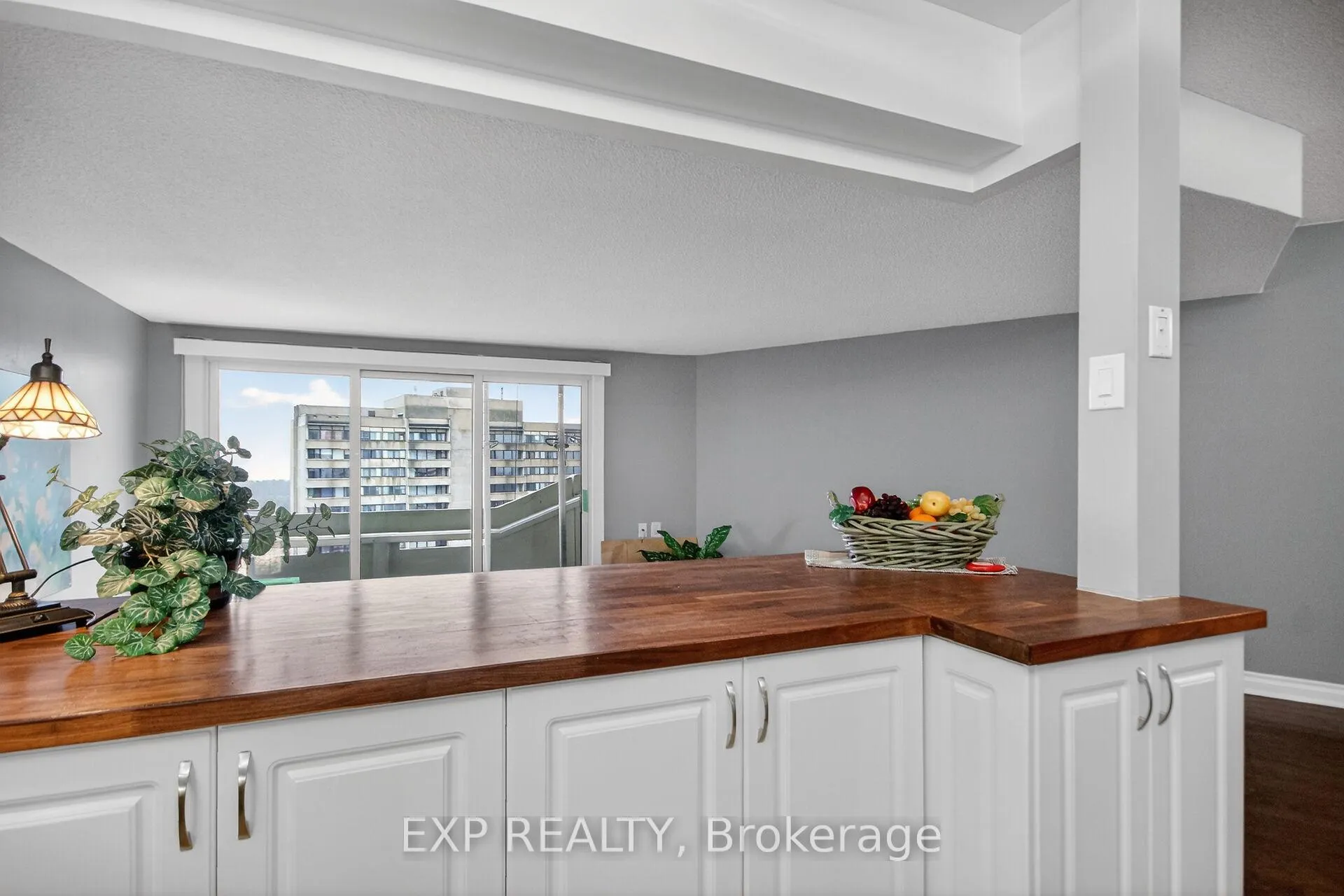 Photo 12 of Unit 2009, 1171 Ambleside Drive, Ottawa, Woodroffe — HOMEH