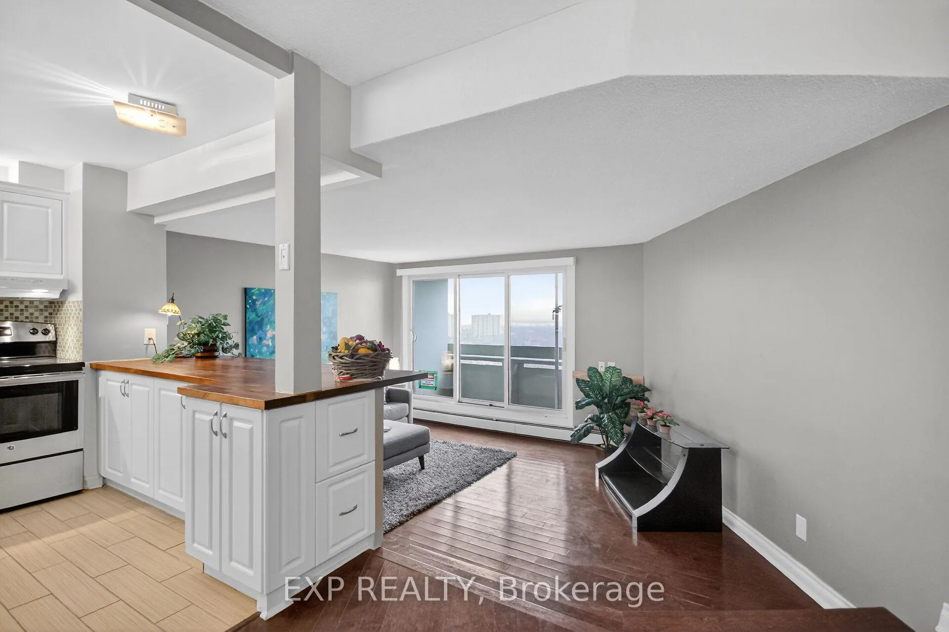 Photo 17 of Unit 2009, 1171 Ambleside Drive, Ottawa, Woodroffe — HOMEH