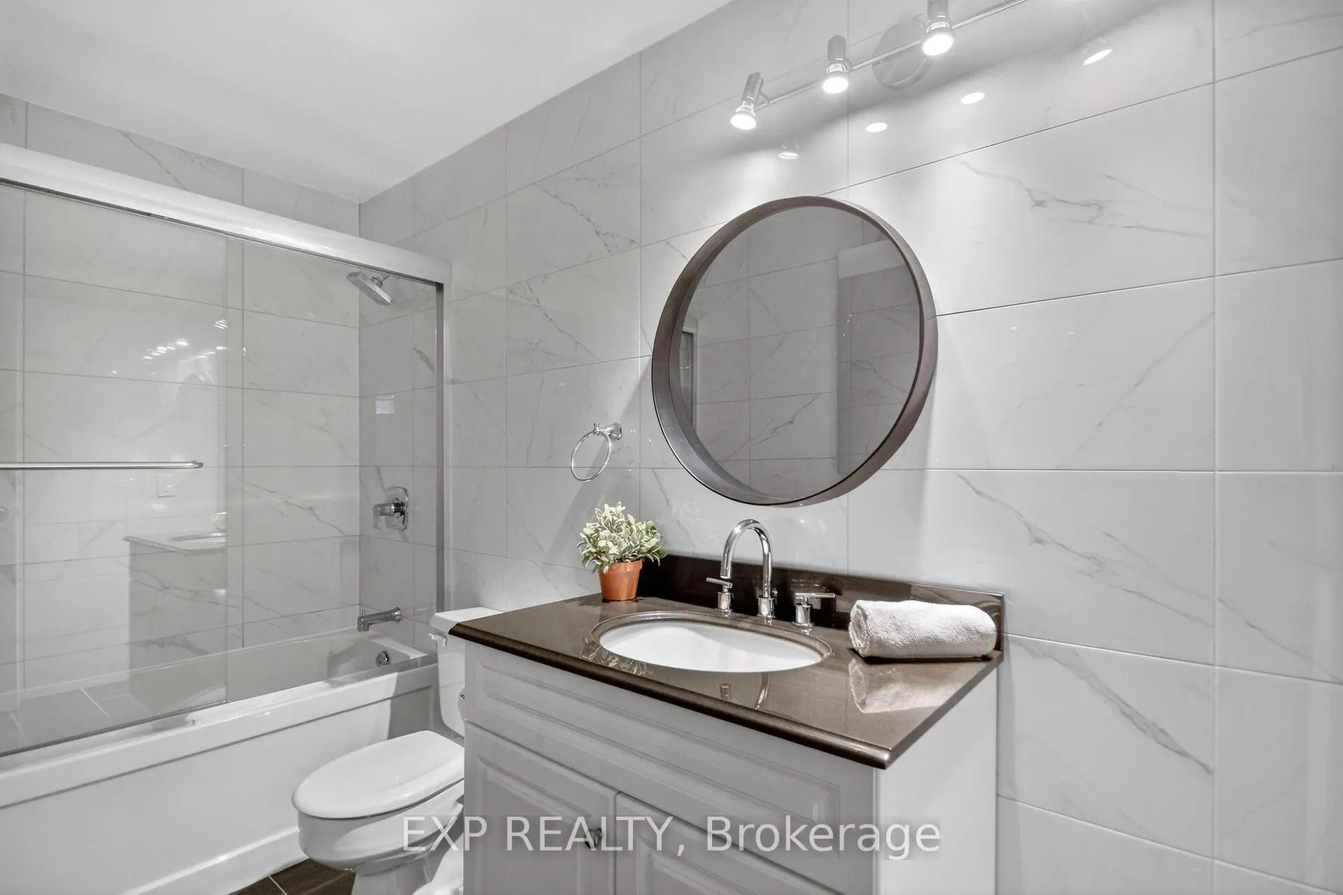 Photo 30 of Unit 2009, 1171 Ambleside Drive, Ottawa, Woodroffe — HOMEH