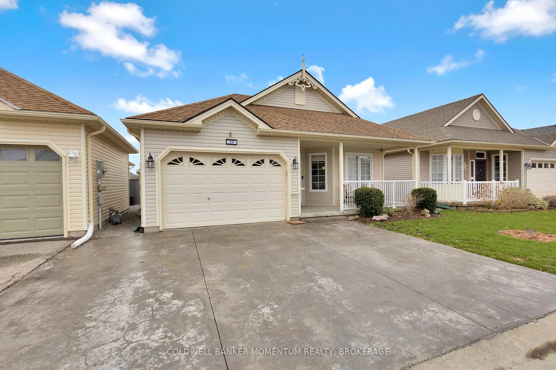 Photo 2 of 29 Balsam Trail, Norfolk, Port Rowan — HOMEH