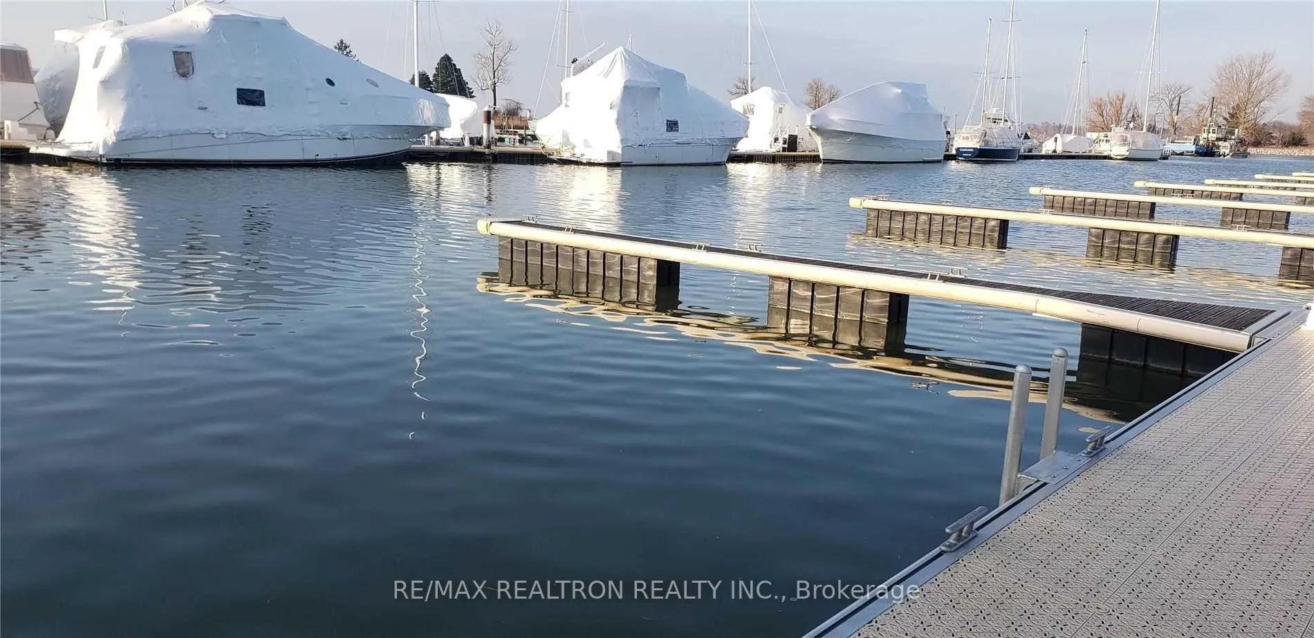 Photo 4 of Unit 20, 1295 Wharf Street, Pickering, Bay Ridges — HOMEH