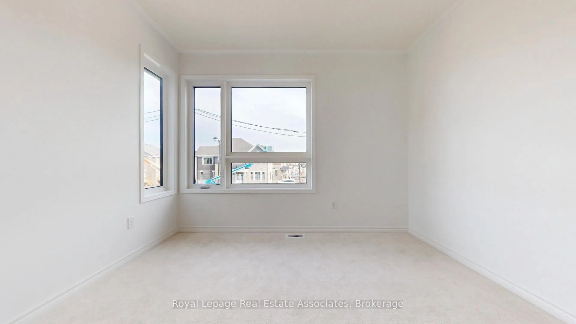 Photo 35 of 1531 Whitlock Avenue, Milton, Bowes — HOMEH