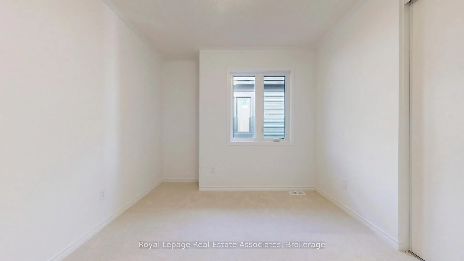 Photo 41 of 1531 Whitlock Avenue, Milton, Bowes — HOMEH