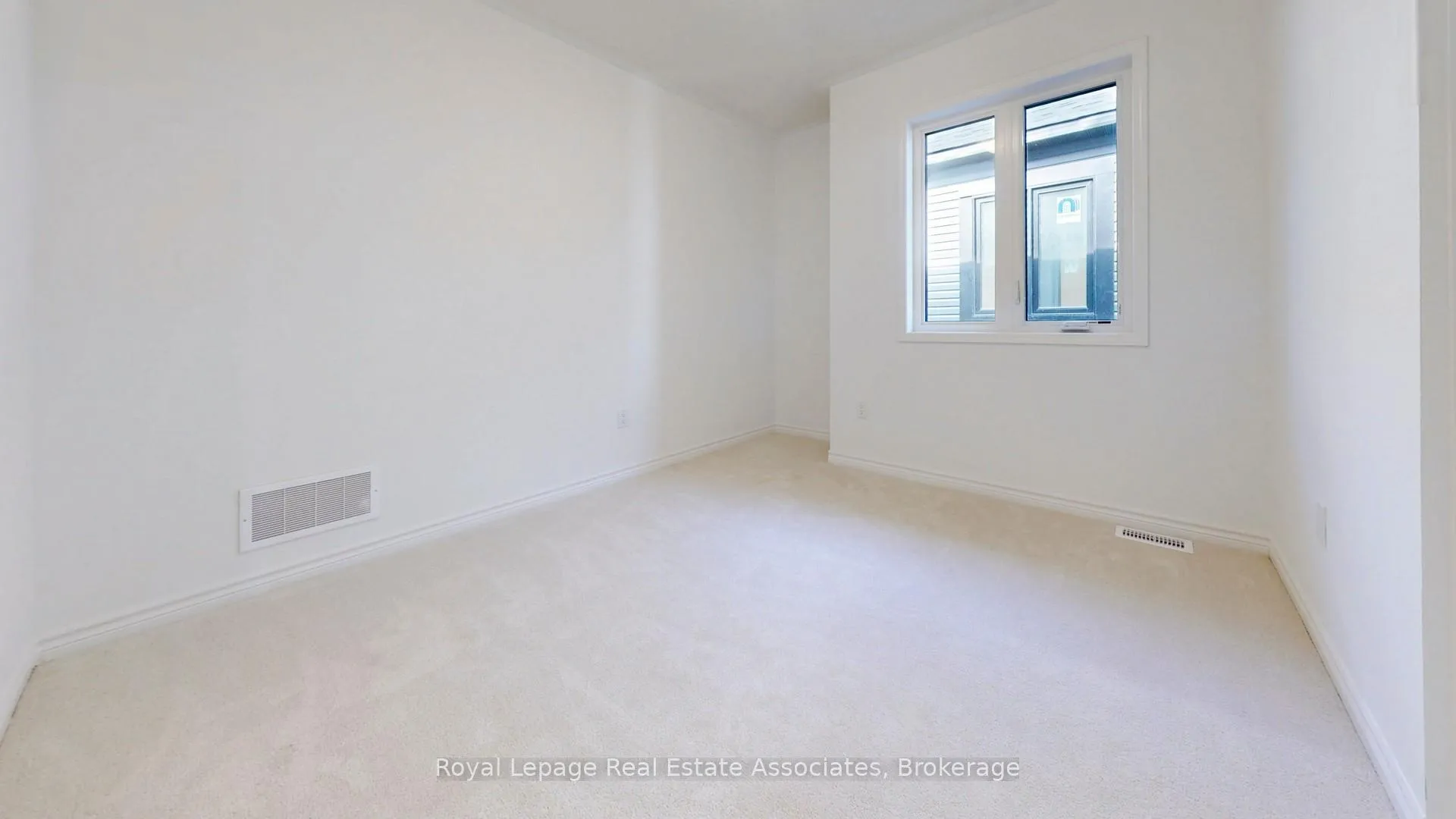 Photo 42 of 1531 Whitlock Avenue, Milton, Bowes — HOMEH
