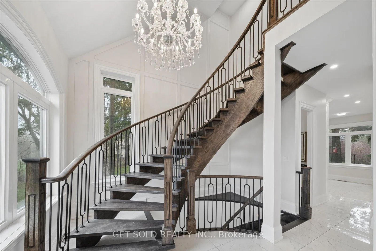 Photo 7 of 5040 Mount Nemo Crescent, Burlington, Rural Burlington — HOMEH