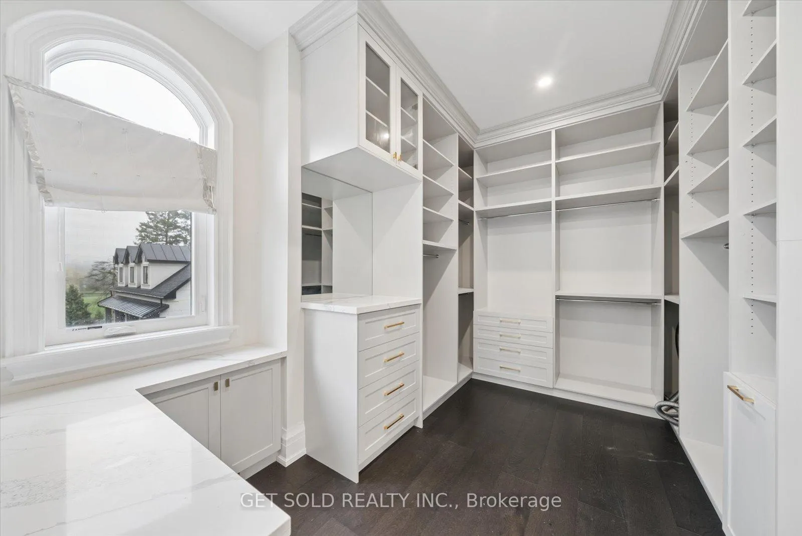 Photo 18 of 5040 Mount Nemo Crescent, Burlington, Rural Burlington — HOMEH