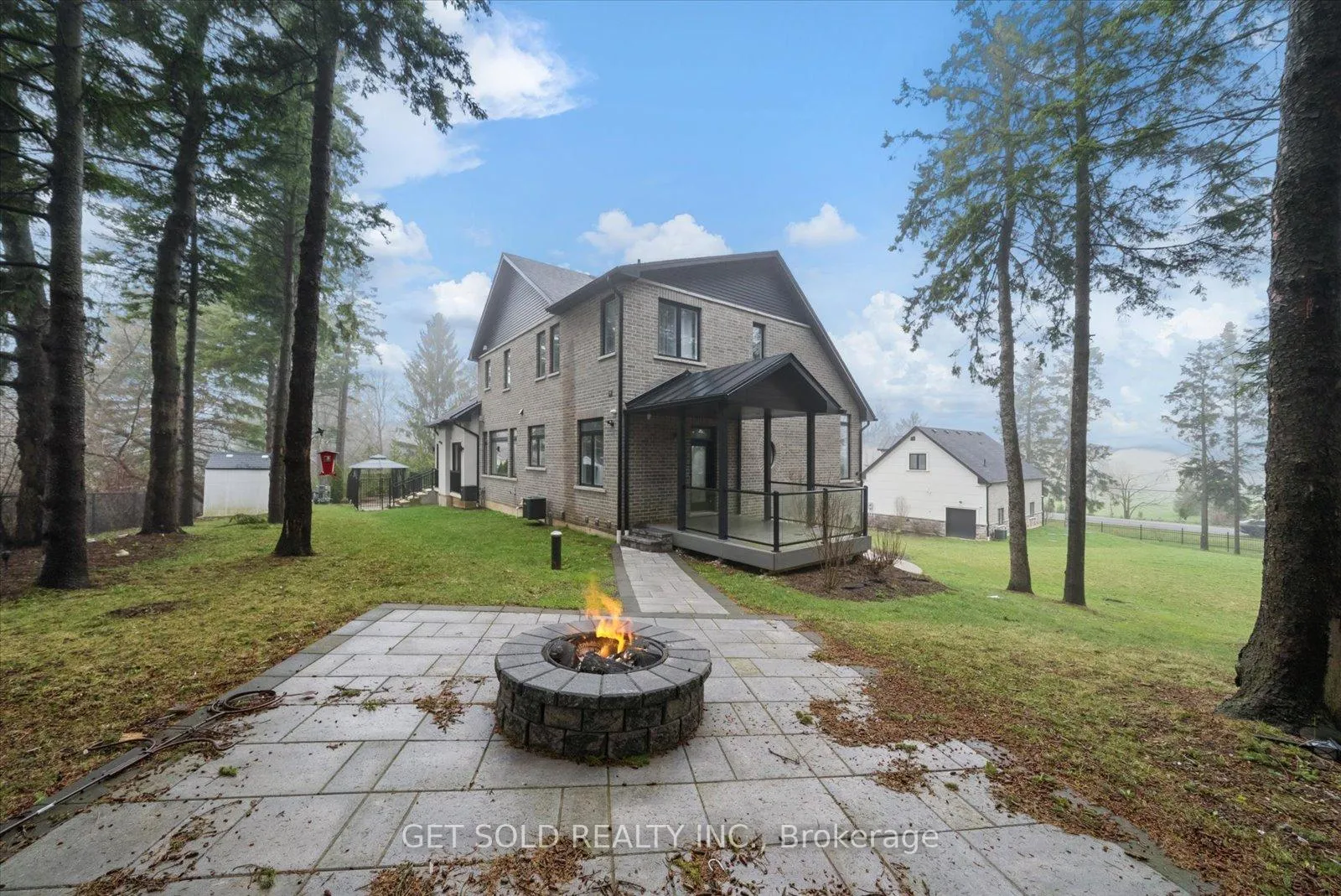 Photo 45 of 5040 Mount Nemo Crescent, Burlington, Rural Burlington — HOMEH