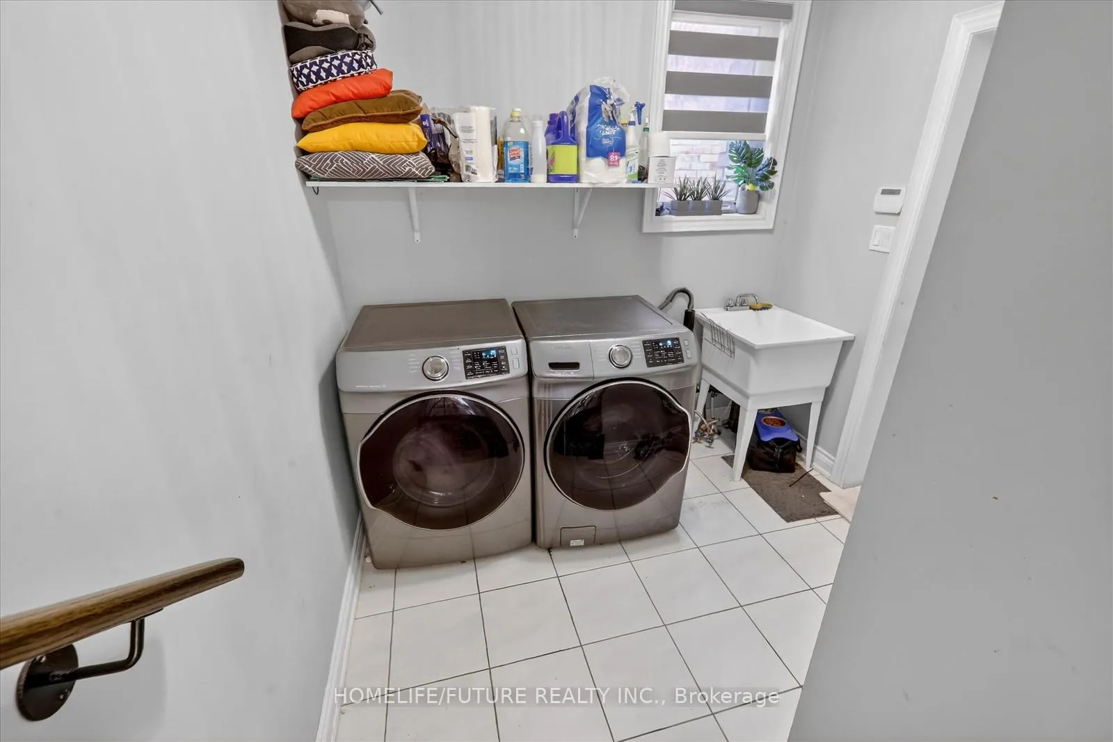 Photo 19 of 35 Mohandas Drive, Markham, Cedarwood — HOMEH