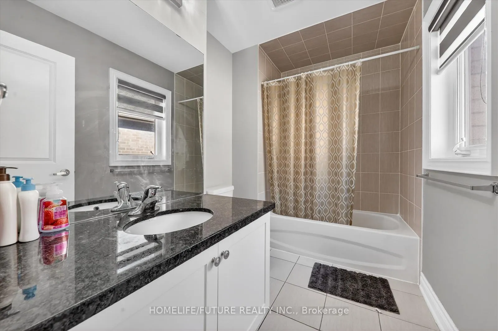 Photo 26 of 35 Mohandas Drive, Markham, Cedarwood — HOMEH