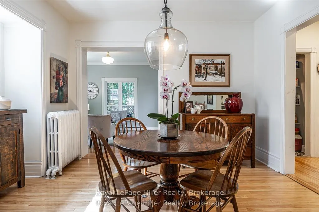 Photo 10 of 180 Elizabeth Street, Stratford — HOMEH