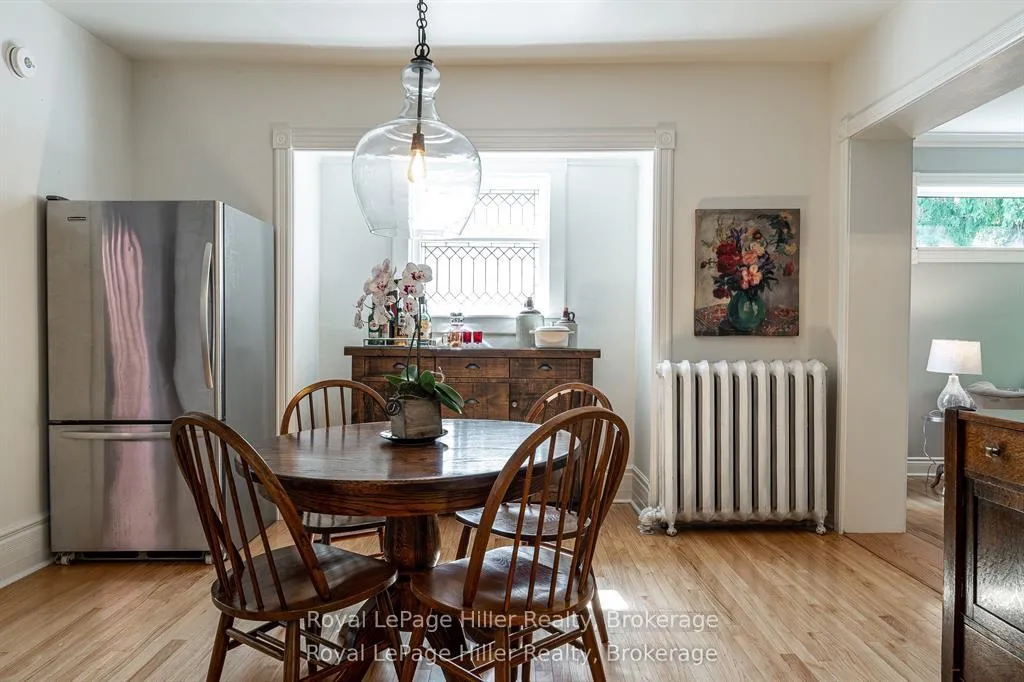 Photo 18 of 180 Elizabeth Street, Stratford — HOMEH