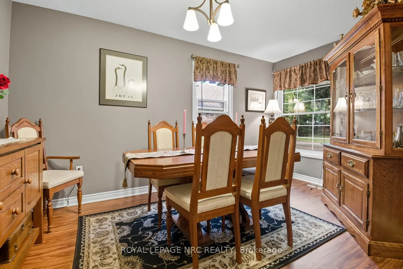 Photo 8 of 6164 Crimson Drive, Niagara Falls, Oldfield — HOMEH