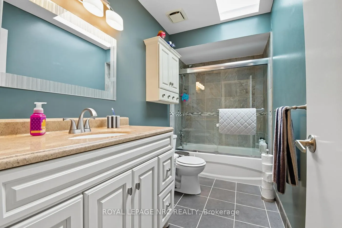 Photo 32 of 6164 Crimson Drive, Niagara Falls, Oldfield — HOMEH