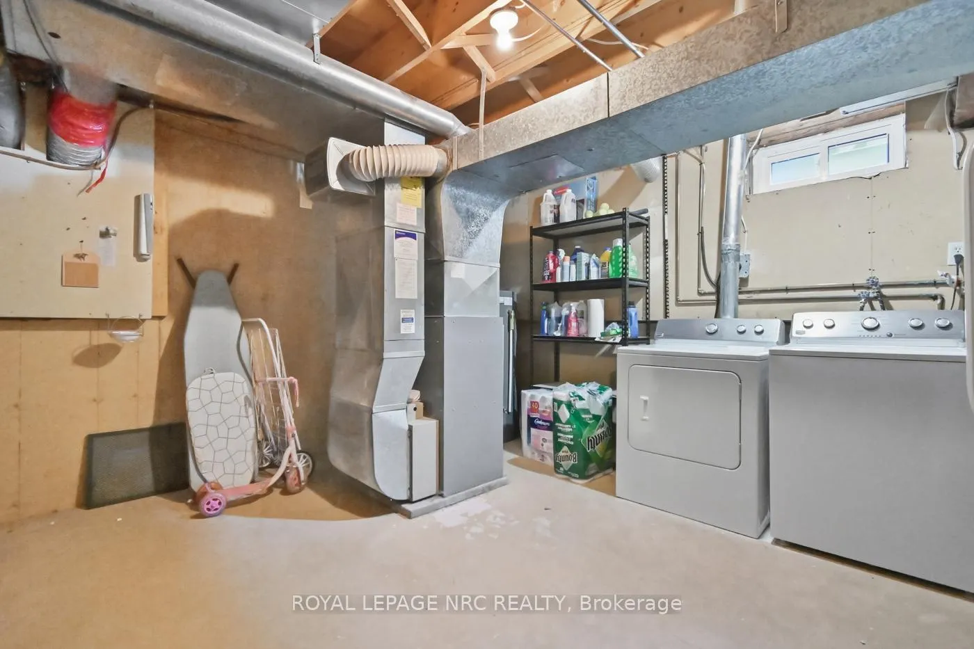 Photo 37 of 6164 Crimson Drive, Niagara Falls, Oldfield — HOMEH
