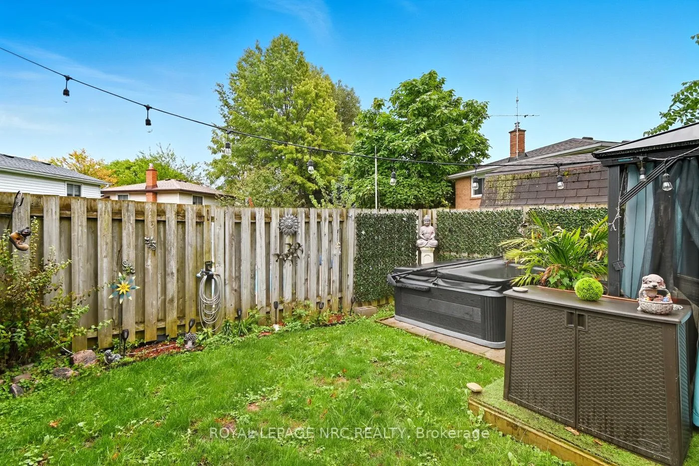 Photo 40 of 6164 Crimson Drive, Niagara Falls, Oldfield — HOMEH
