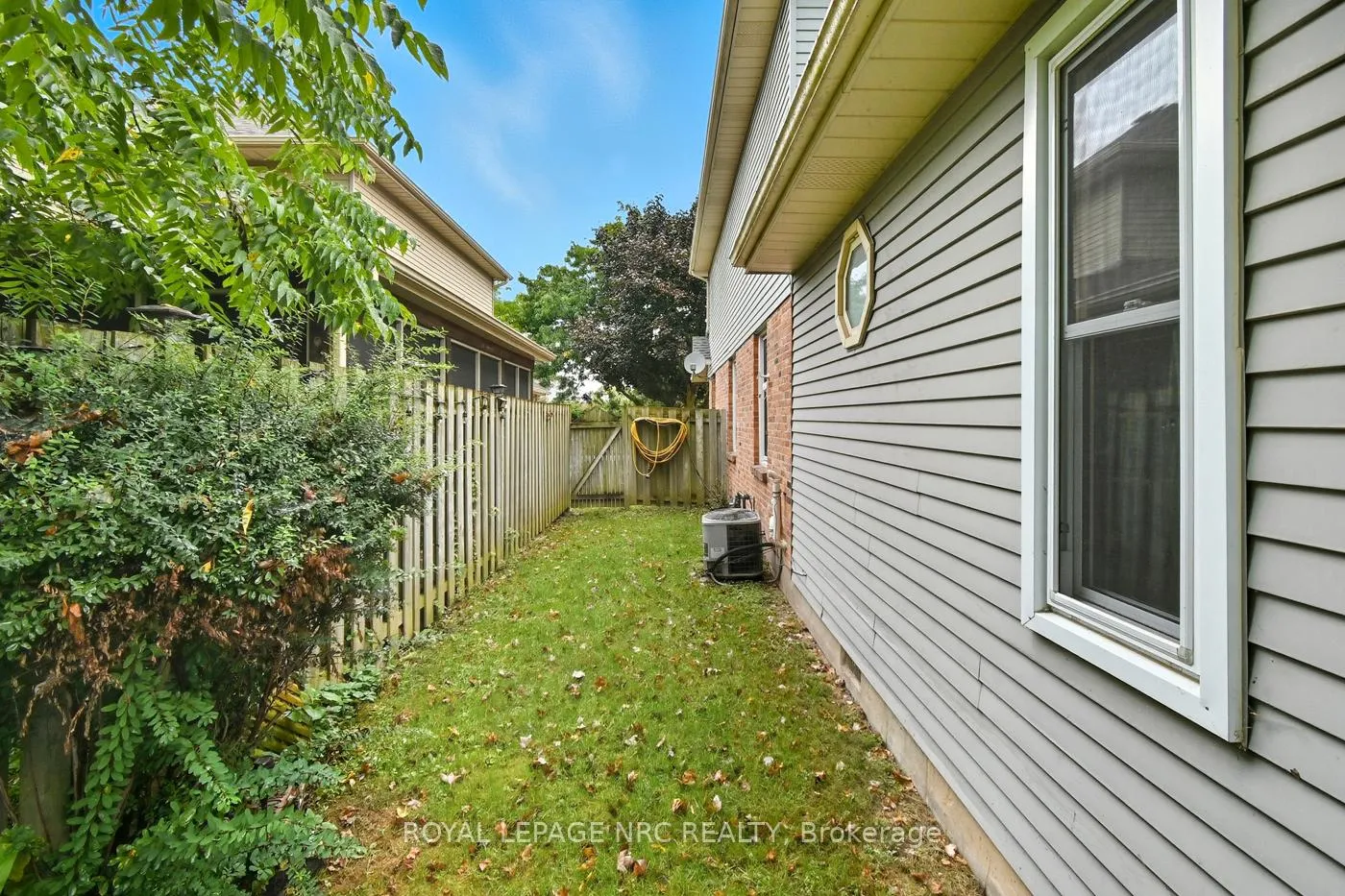 Photo 42 of 6164 Crimson Drive, Niagara Falls, Oldfield — HOMEH