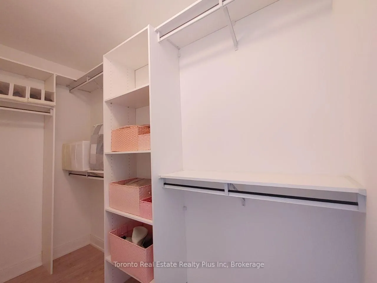 Photo 16 of Unit 2604, 70 Annie Craig Drive, Etobicoke, Mimico — HOMEH