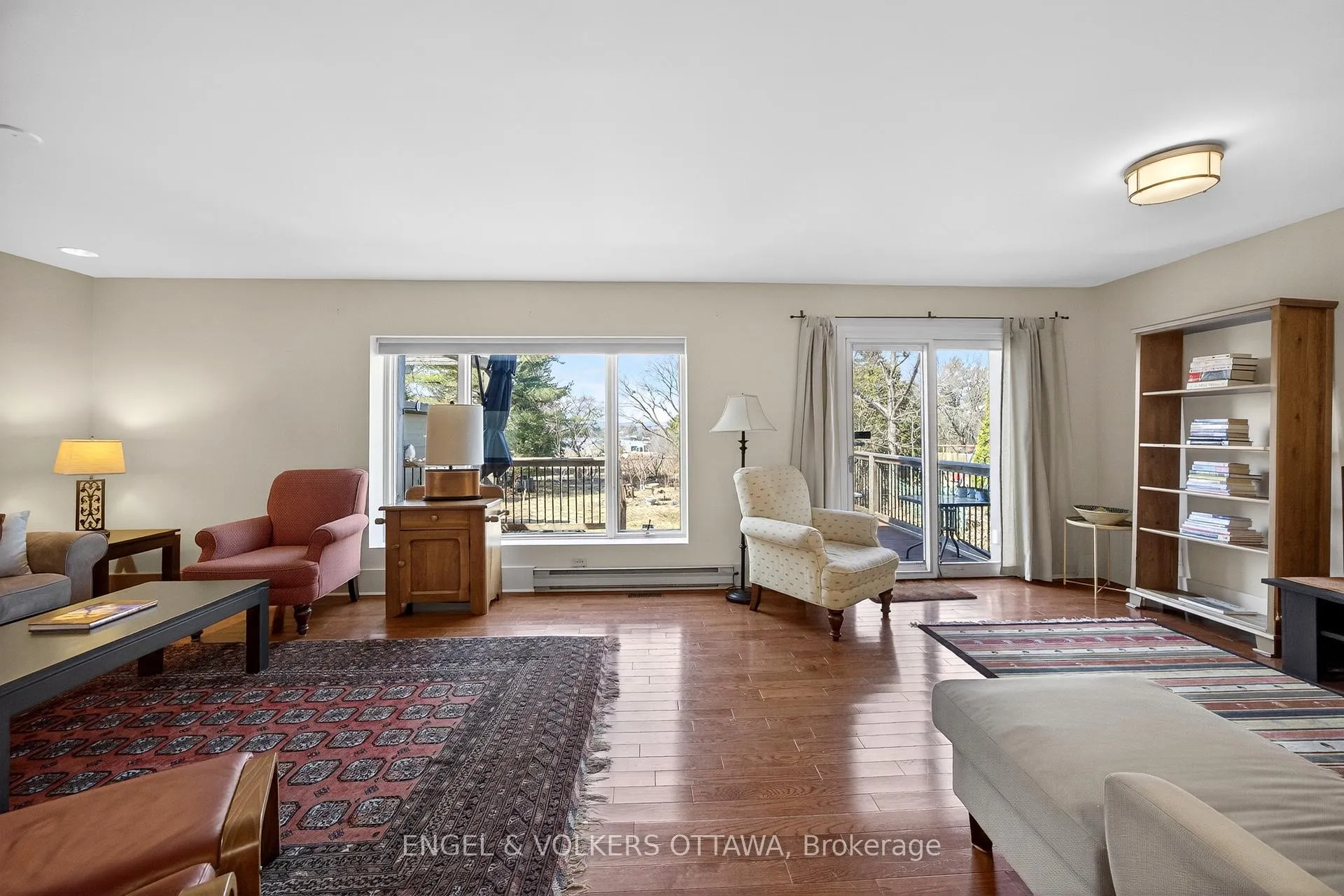 Photo 9 of 424 Lochaber Avenue, Ottawa, Westboro West — HOMEH