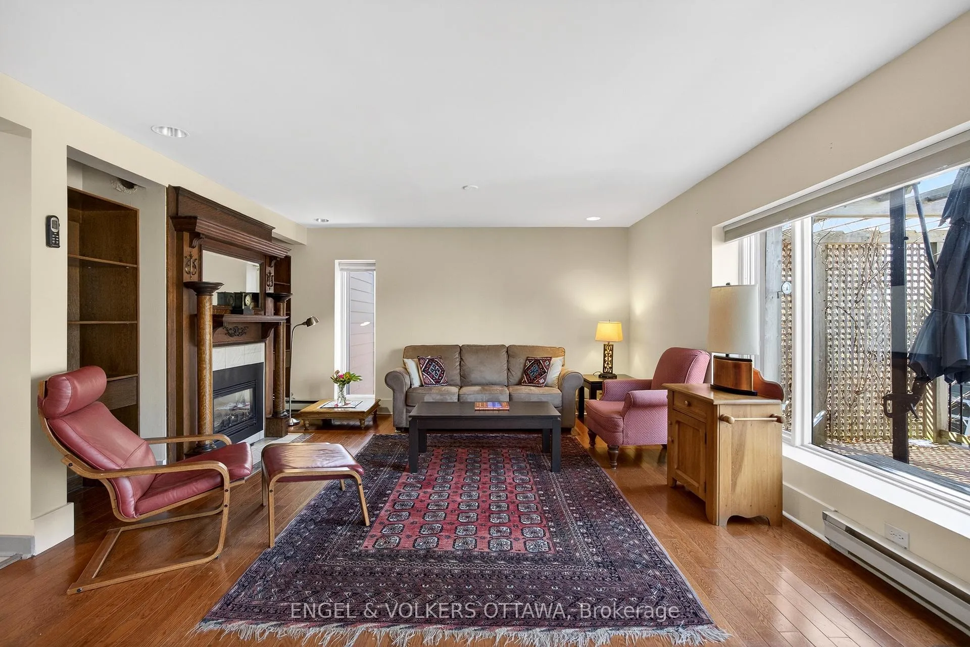 Photo 10 of 424 Lochaber Avenue, Ottawa, Westboro West — HOMEH