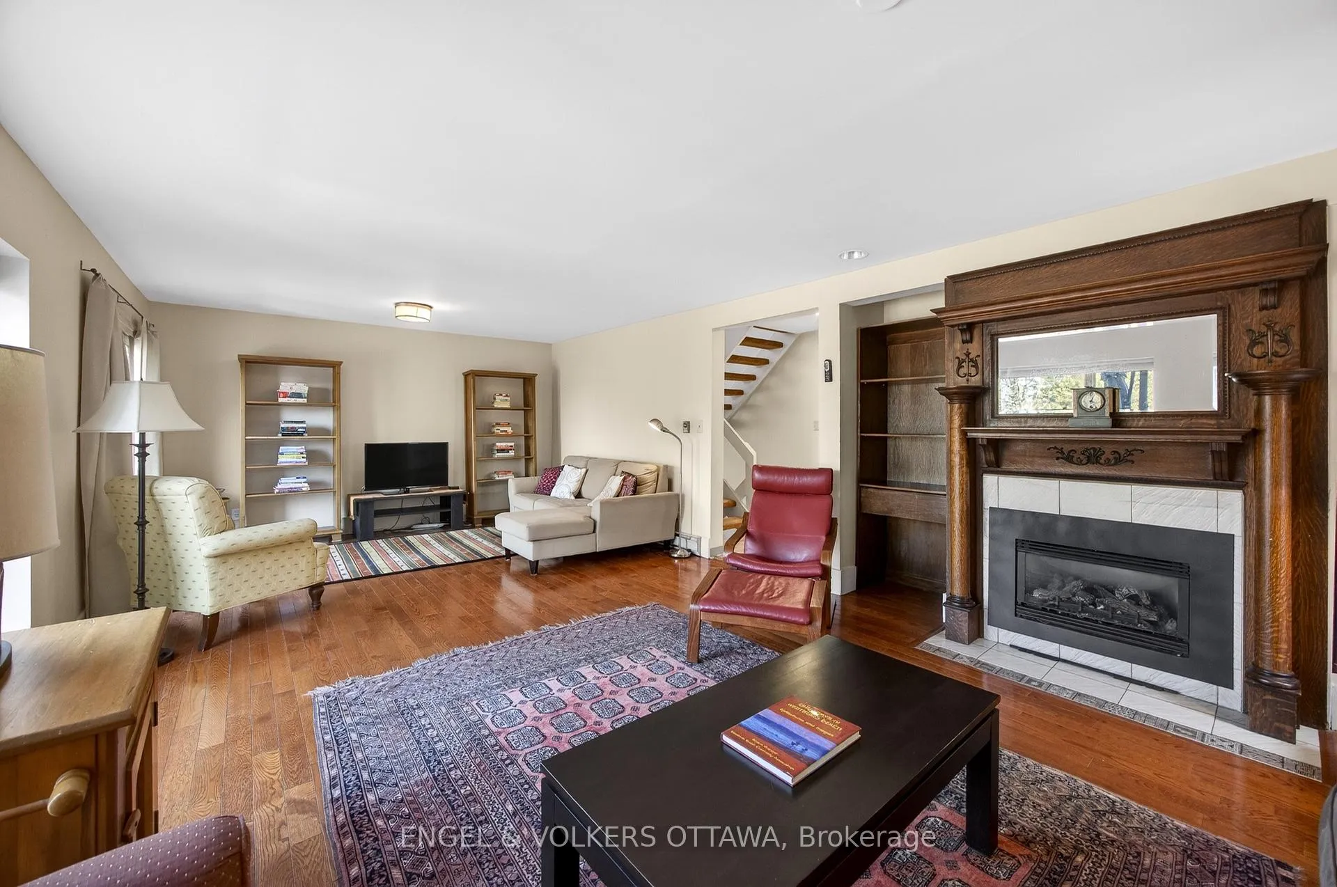 Photo 12 of 424 Lochaber Avenue, Ottawa, Westboro West — HOMEH