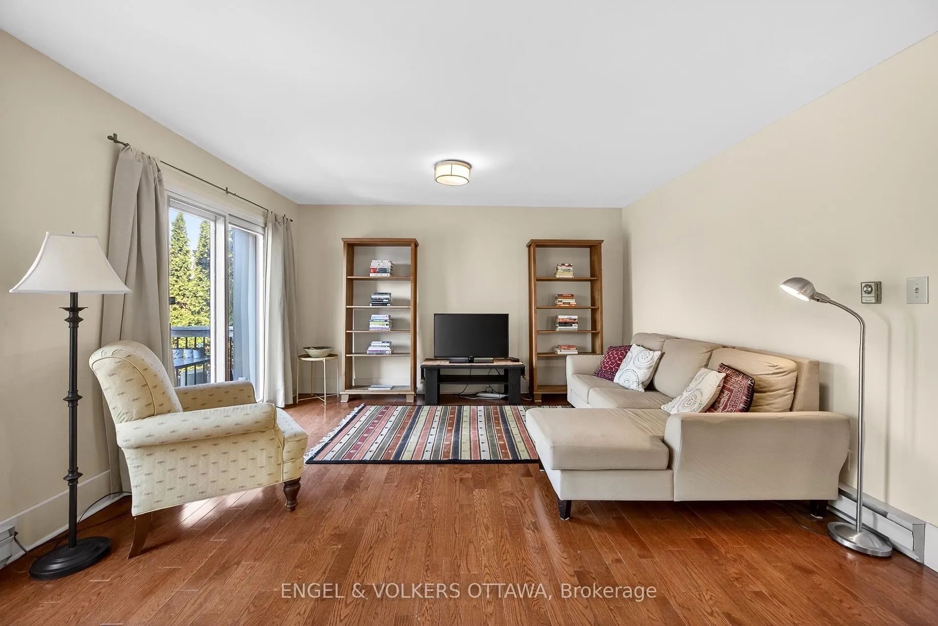 Photo 13 of 424 Lochaber Avenue, Ottawa, Westboro West — HOMEH