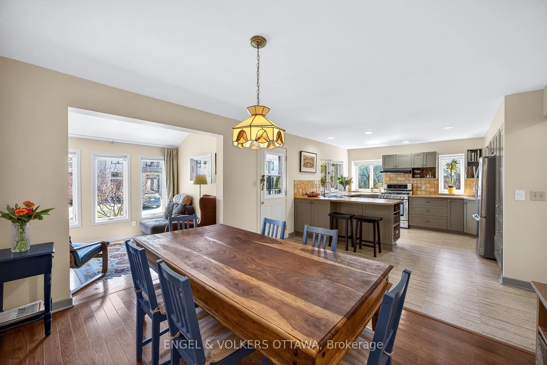 Photo 26 of 424 Lochaber Avenue, Ottawa, Westboro West — HOMEH