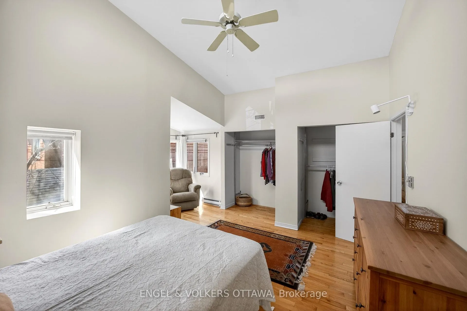 Photo 33 of 424 Lochaber Avenue, Ottawa, Westboro West — HOMEH