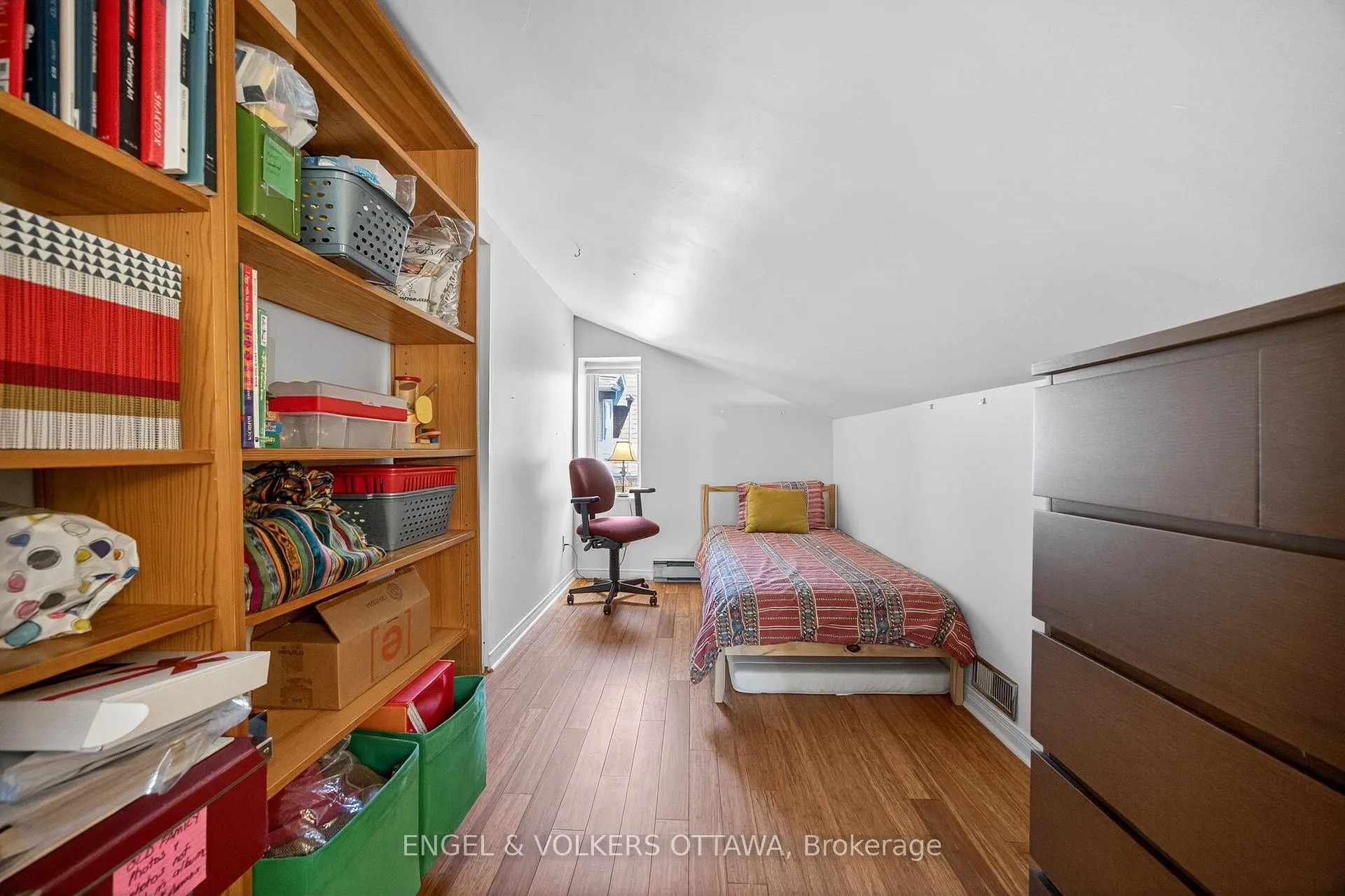 Photo 37 of 424 Lochaber Avenue, Ottawa, Westboro West — HOMEH