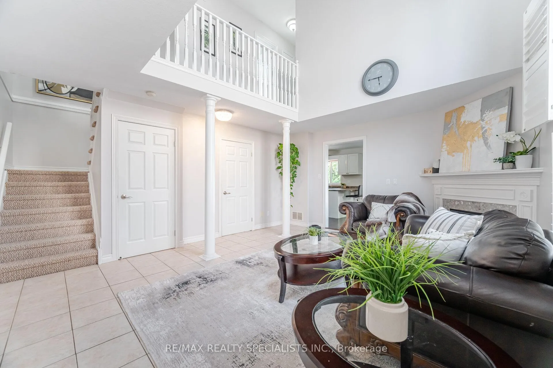 Photo 8 of 108 Confederation Avenue, Thorold, Confederation Heights — HOMEH