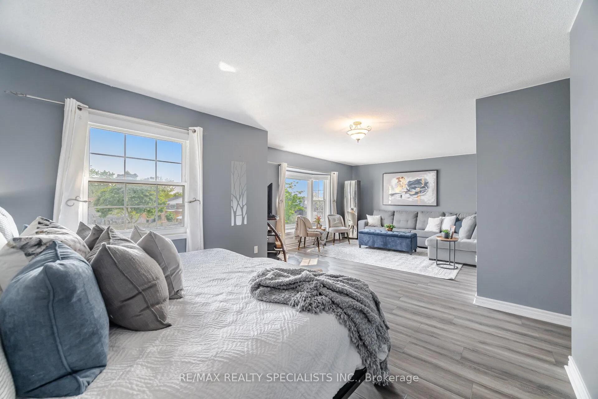 Photo 26 of 108 Confederation Avenue, Thorold, Confederation Heights — HOMEH