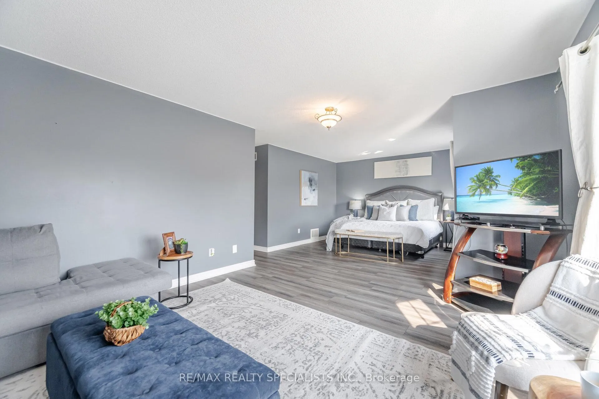 Photo 28 of 108 Confederation Avenue, Thorold, Confederation Heights — HOMEH