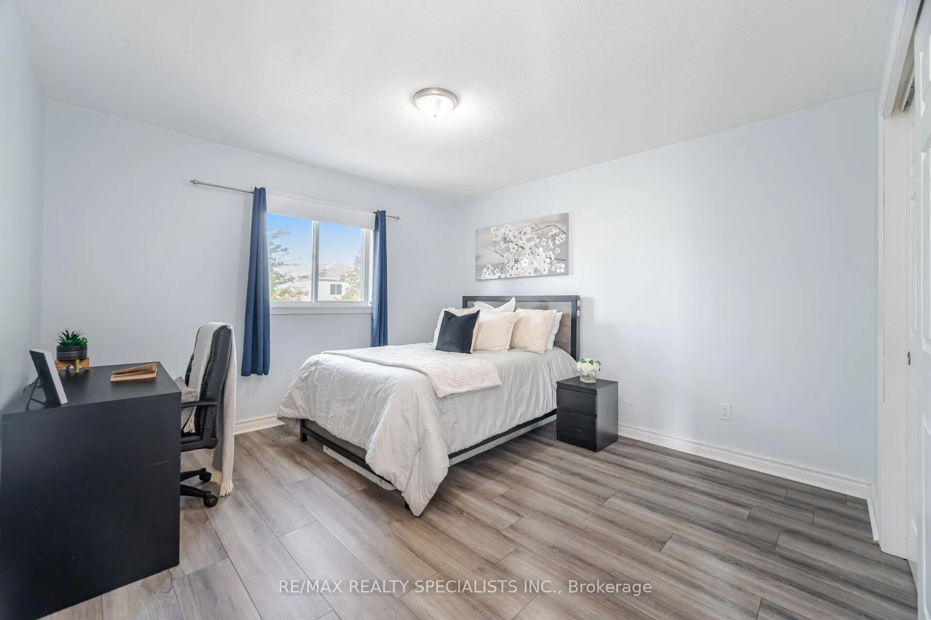 Photo 31 of 108 Confederation Avenue, Thorold, Confederation Heights — HOMEH