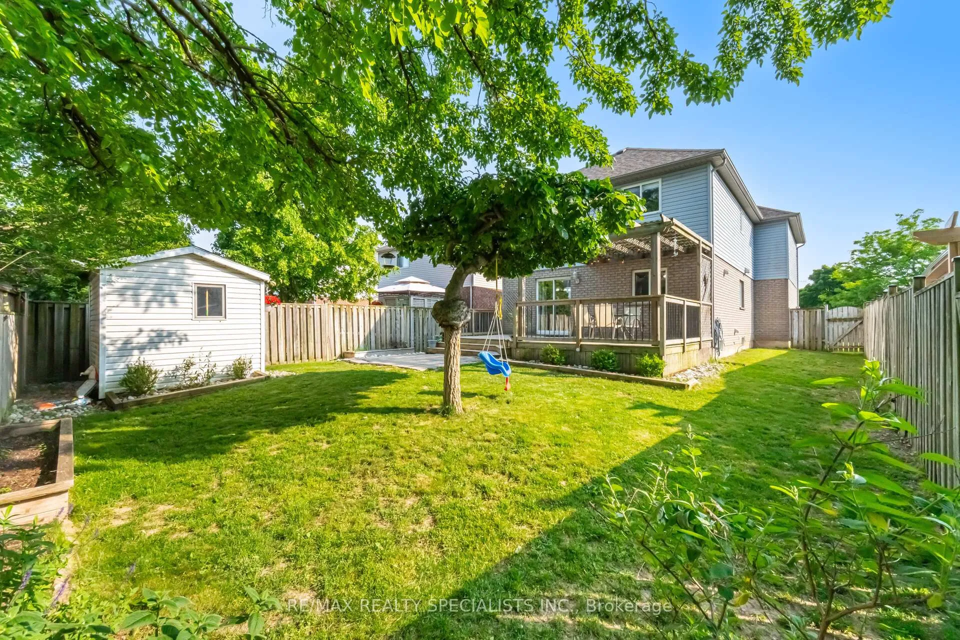 Photo 49 of 108 Confederation Avenue, Thorold, Confederation Heights — HOMEH