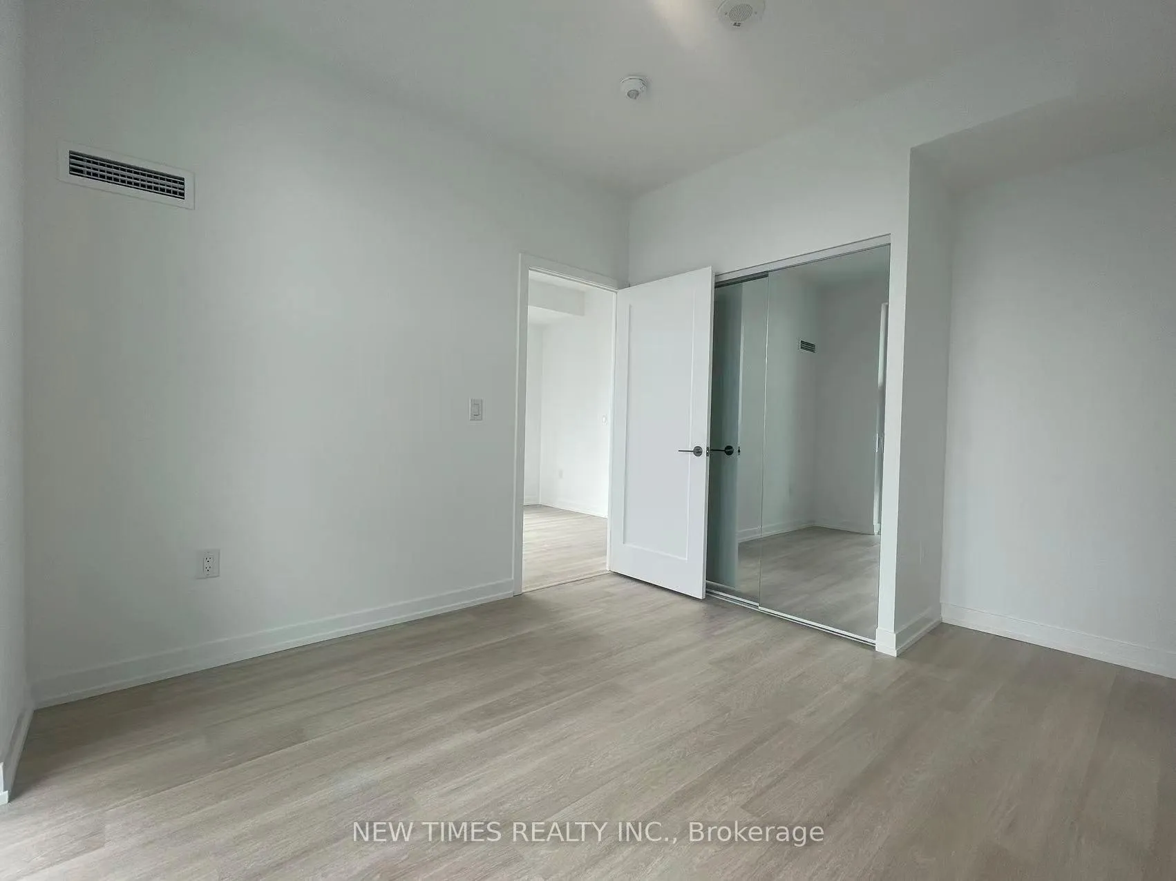Photo 6 of Unit 2002, 9793 Markham Road, Markham, Greensborough — HOMEH