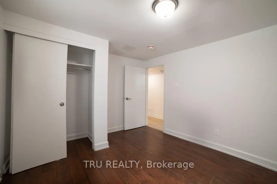 Photo 12 of Unit B, 2424 Iris Street, Ottawa, Parkway Park — HOMEH