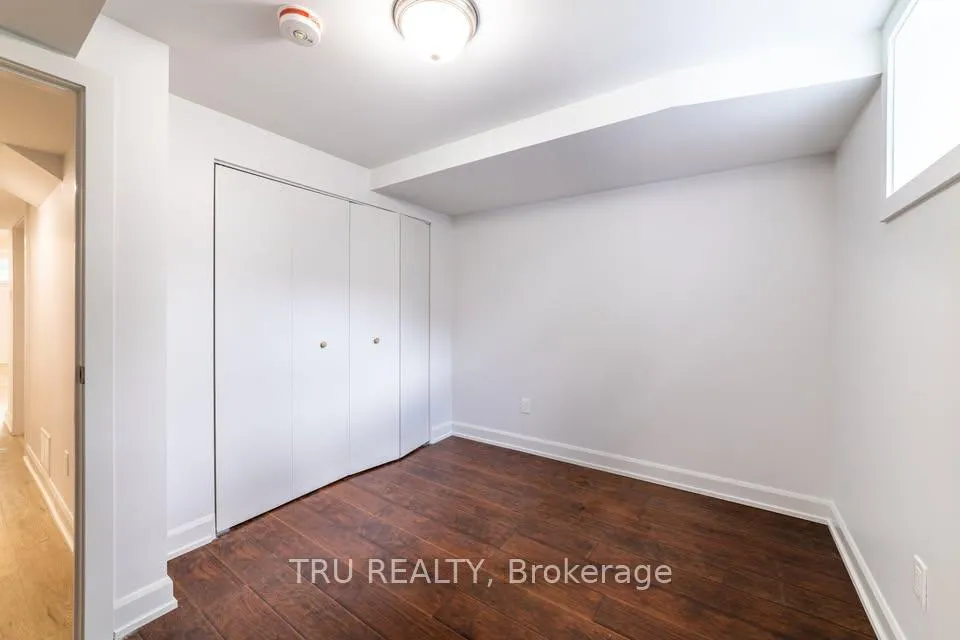 Photo 14 of Unit B, 2424 Iris Street, Ottawa, Parkway Park — HOMEH