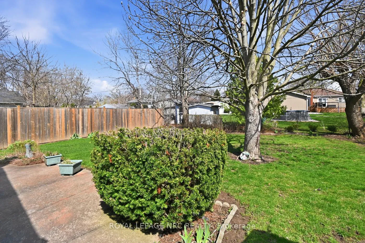 Photo 4 of 50 Leaside Drive, St. Catharines, Carlton/Bunting — HOMEH