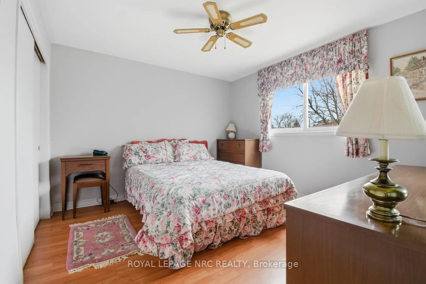 Photo 24 of 50 Leaside Drive, St. Catharines, Carlton/Bunting — HOMEH