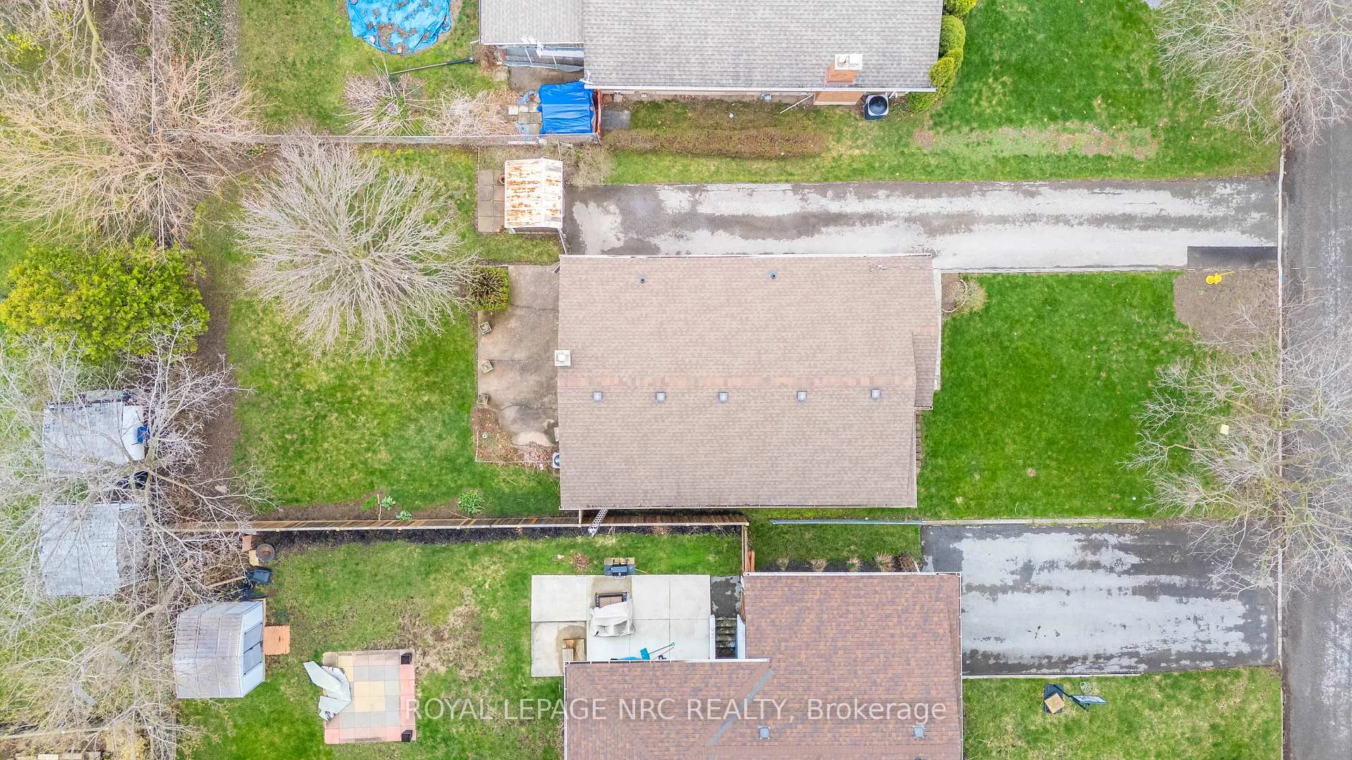Photo 46 of 50 Leaside Drive, St. Catharines, Carlton/Bunting — HOMEH