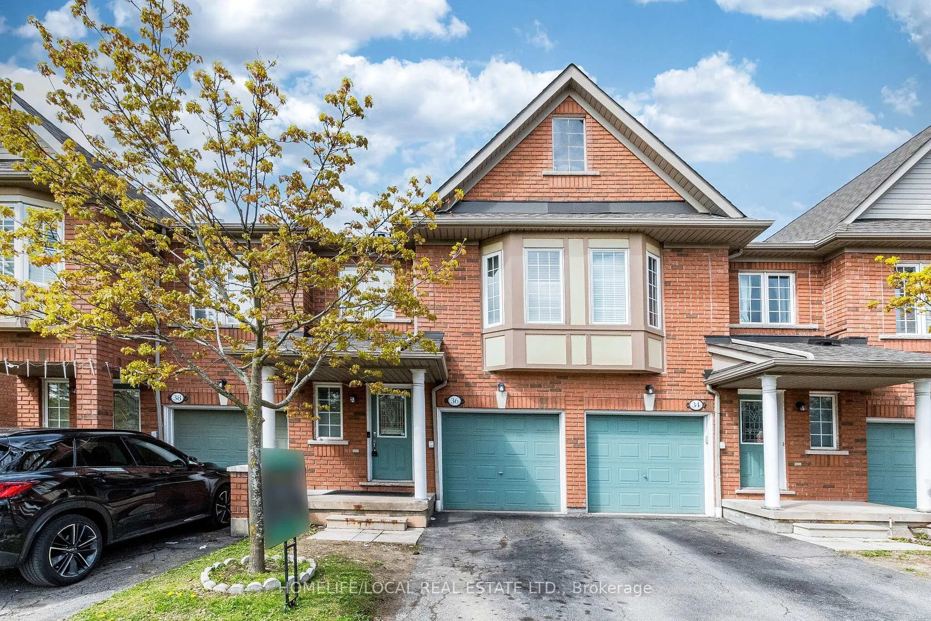 Front of Unit # 36, 770 Othello Court