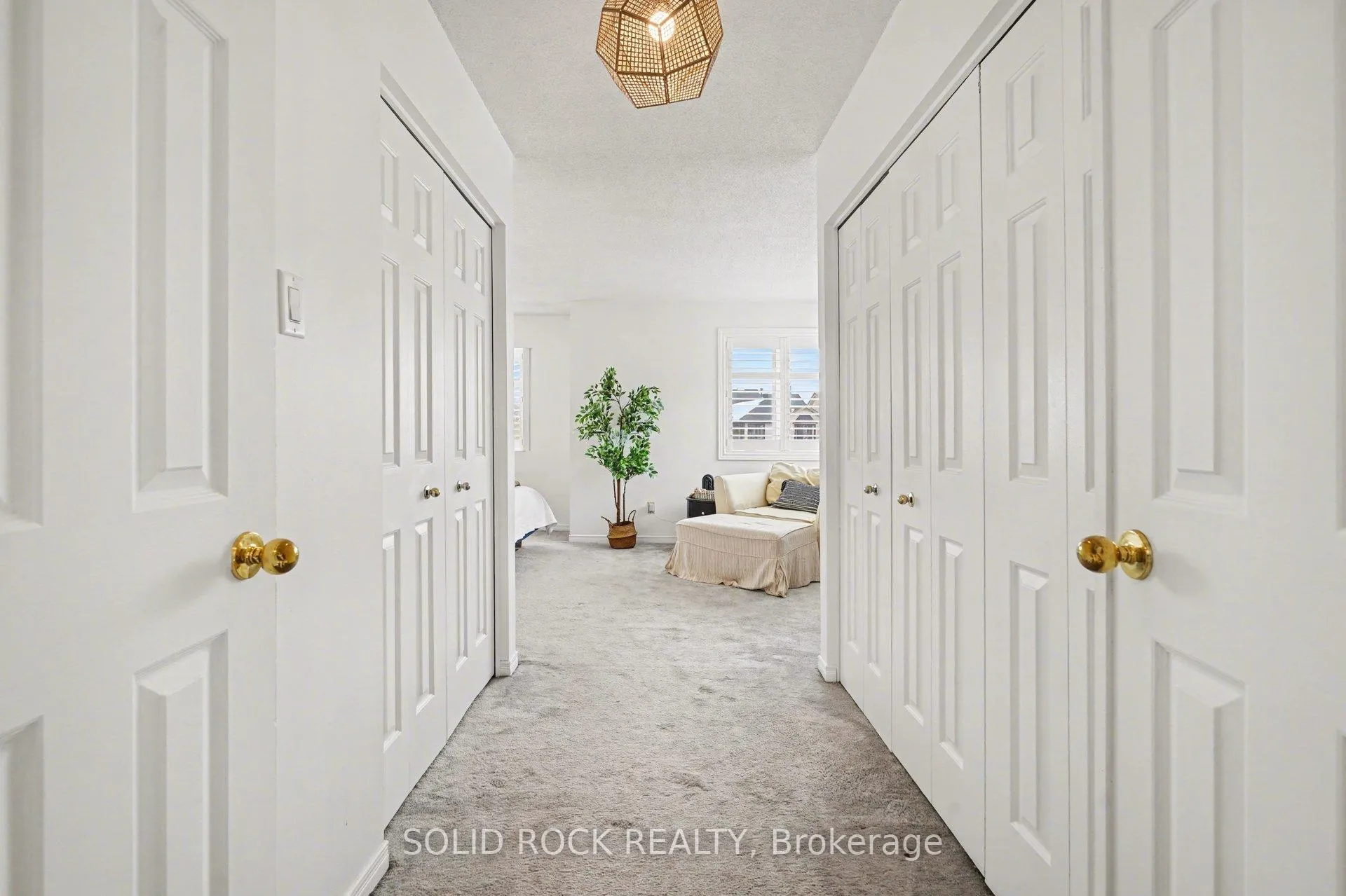 Photo 18 of 51 Pemberton Crescent, Ottawa, Manordale — HOMEH