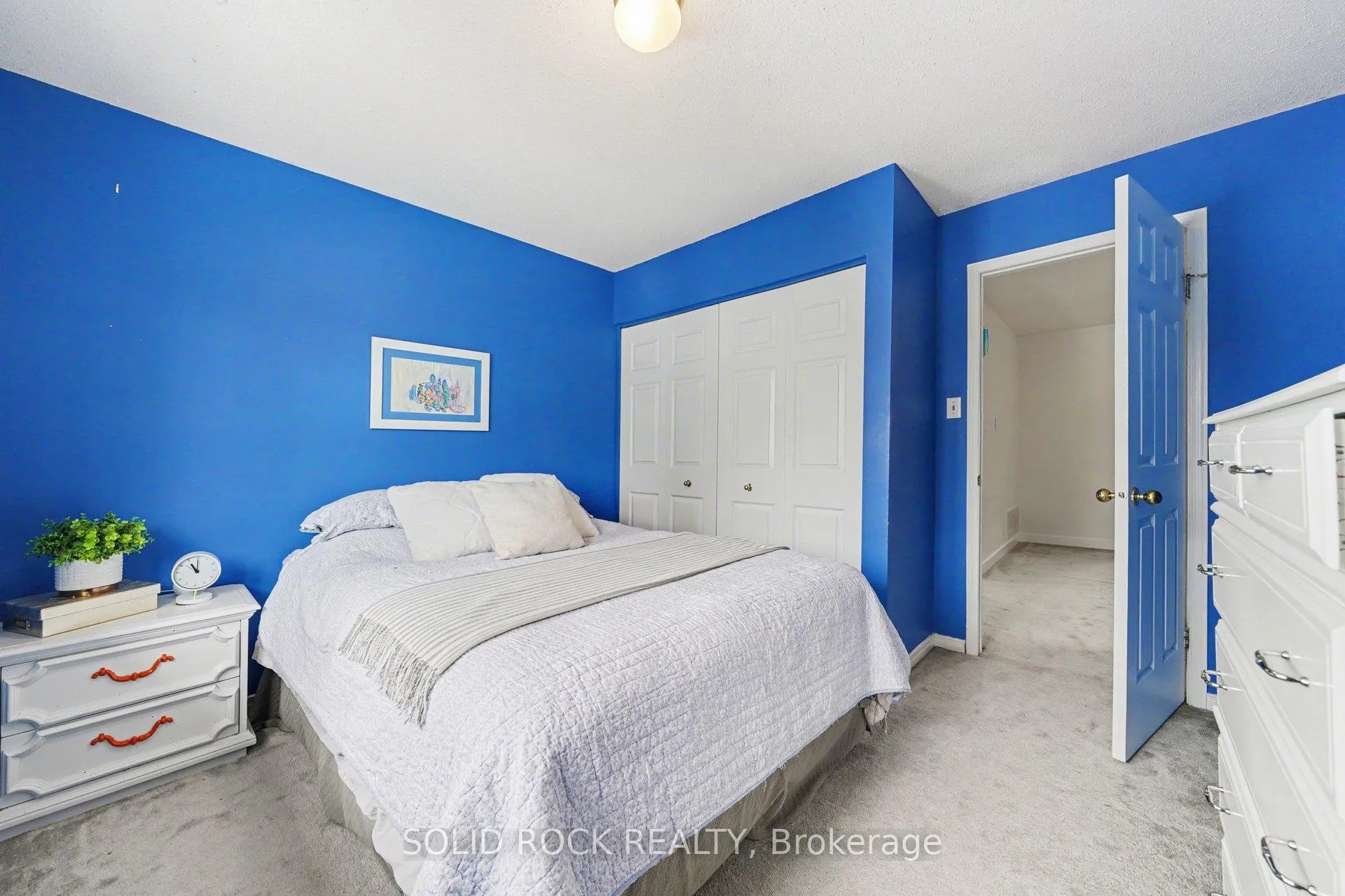 Photo 20 of 51 Pemberton Crescent, Ottawa, Manordale — HOMEH
