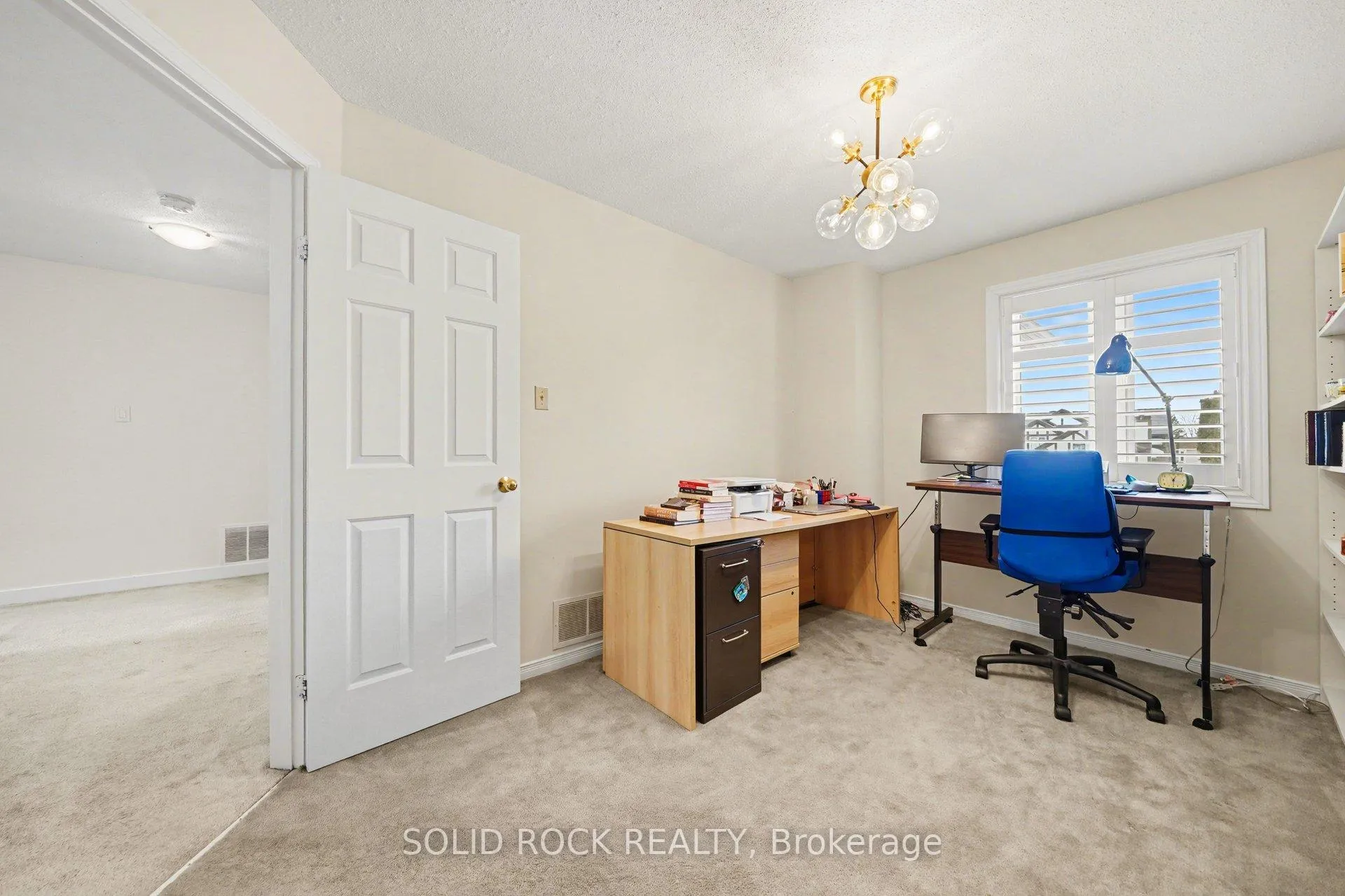 Photo 23 of 51 Pemberton Crescent, Ottawa, Manordale — HOMEH